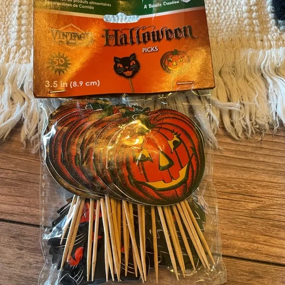 Retro Halloween Black Cat Decoration Set - Picture 3 of 5